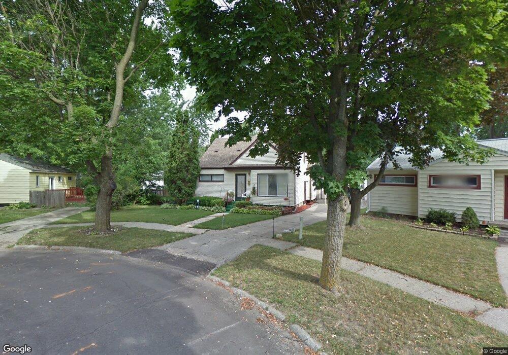 2833 Comanche Ave, Flint, MI 48507 - photo 1