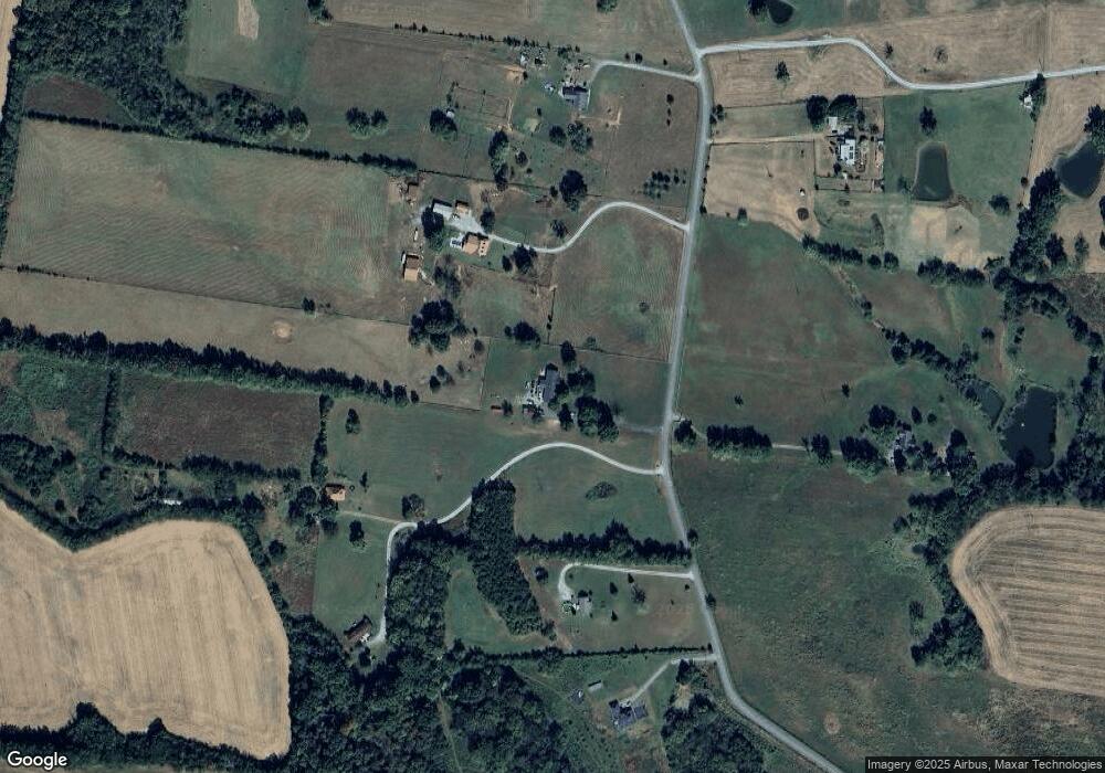 242 Coble Rd, Shelbyville, TN 37160 - photo 1