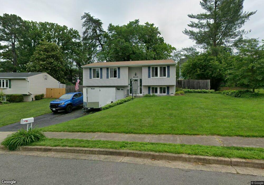 9210 Honey Creeper Ct, Burke, VA 22015 - photo 1