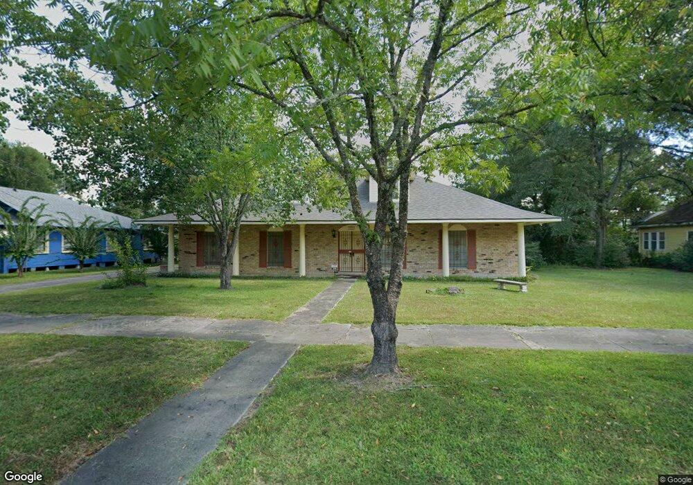 304 Broad St, Deridder, LA 70634 - photo 1