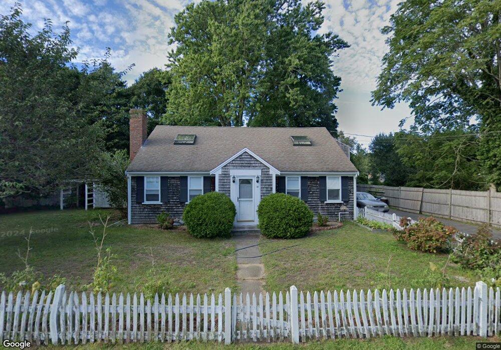 18 Smith St, Dennis Port, MA 02639 - photo 1