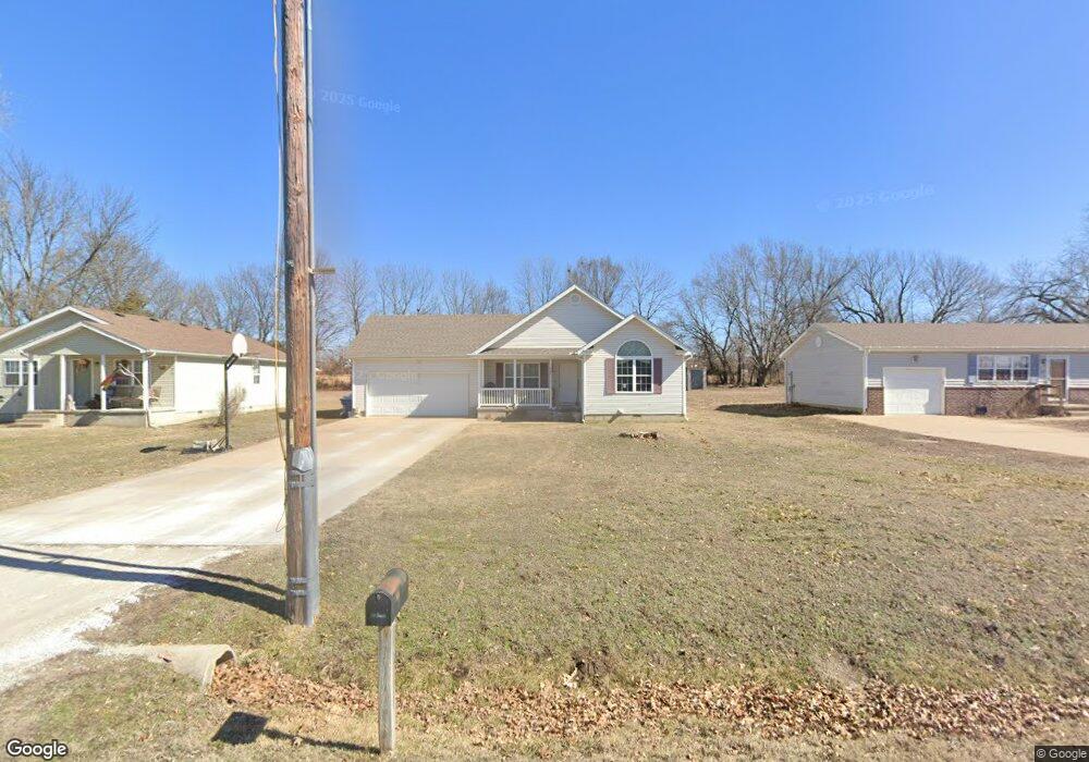 305 Summit St, Carl Junction, MO 64834 - photo 1