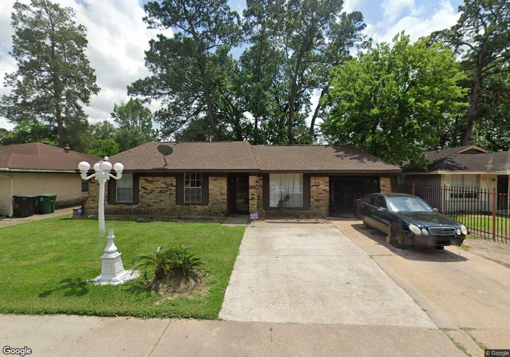 7630 Parker Rd, Houston, TX 77016 - photo 1