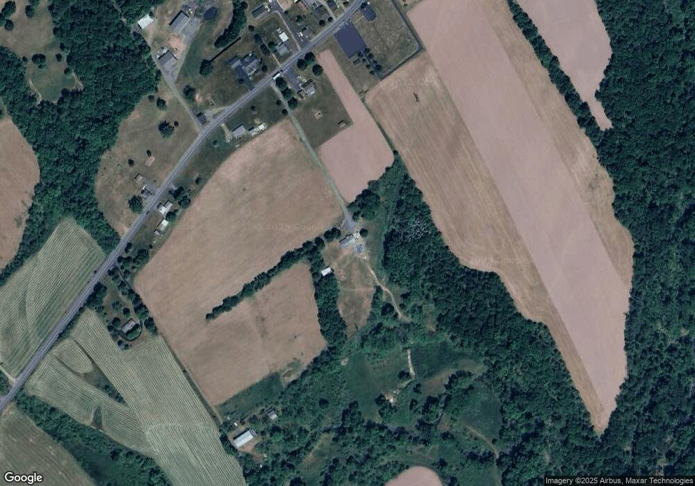 28 Frank Ln, Ashland, PA 17921 - photo 1