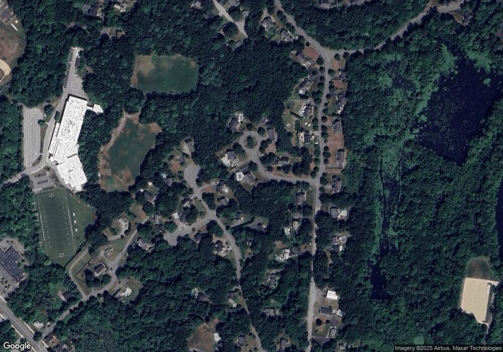 4 Ilene Cir, Georgetown, MA 01833 - photo 1