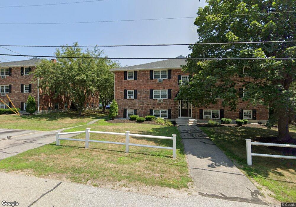 72 High Pine Ave unit 12, Nashua, NH 03063 - photo 1