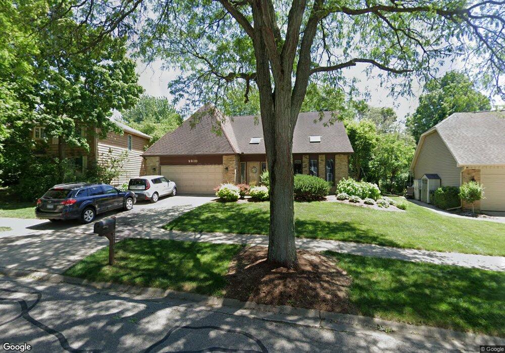 2210 University Dr unit 3B, Naperville, IL 60565 - photo 1