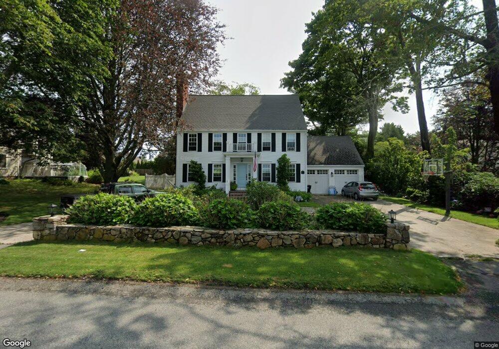 463 Elm St, South Dartmouth, MA 02748 - photo 1