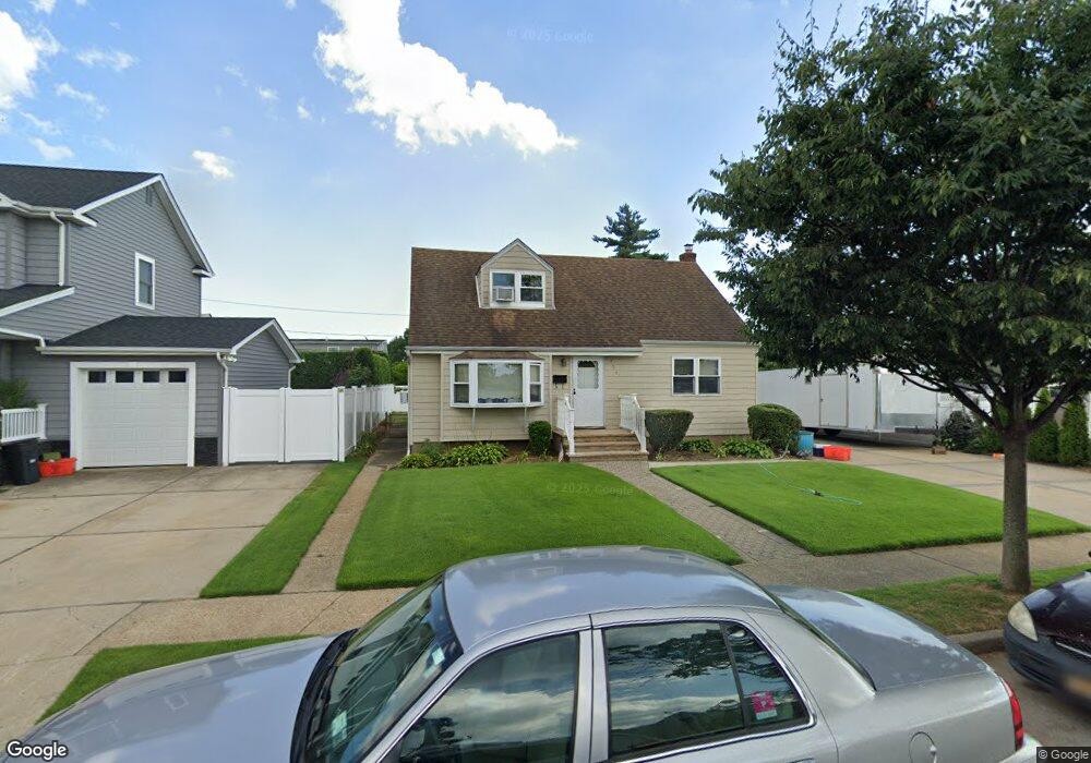 755 Forte Blvd, Franklin Square, NY 11010 - photo 1