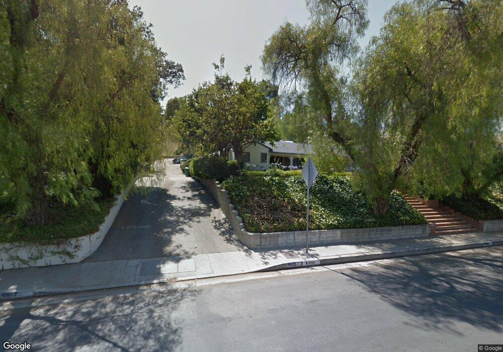 4915 San Feliciano Dr, Woodland Hills, CA 91364 - photo 1