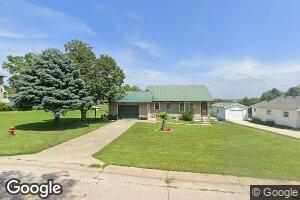 520 W 2nd St, Laurel, NE 68745