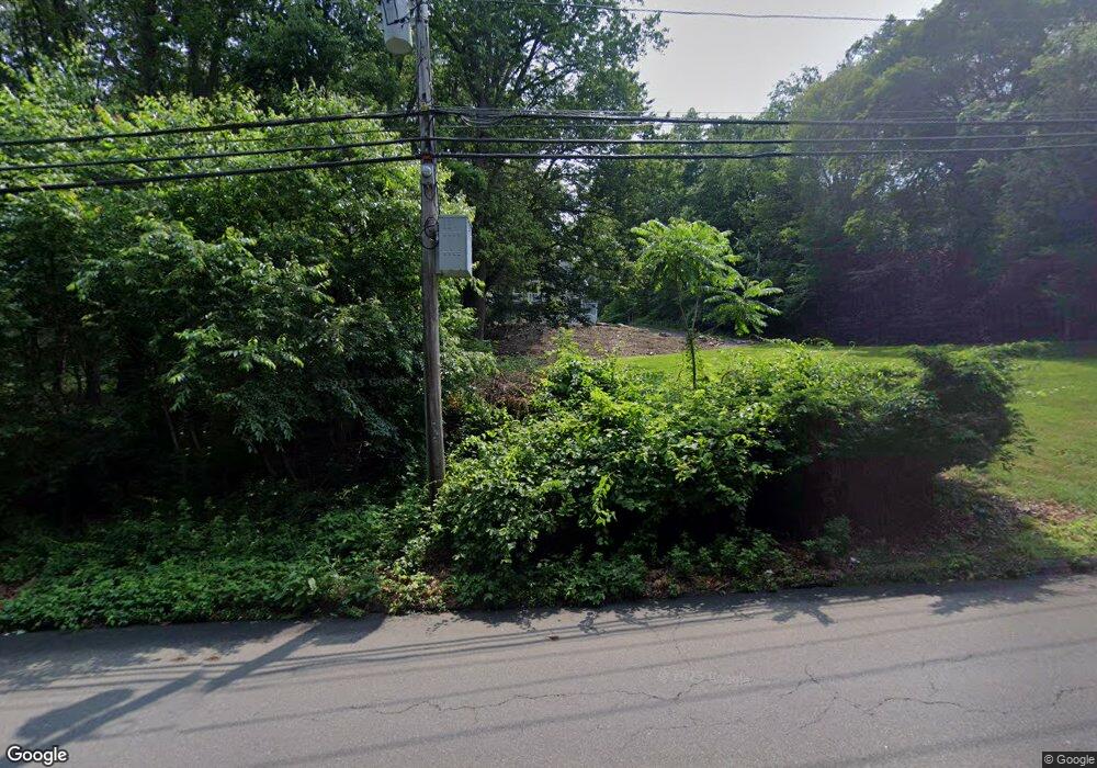 713 Wheelers Farms Rd, Milford, CT 06461 - photo 1