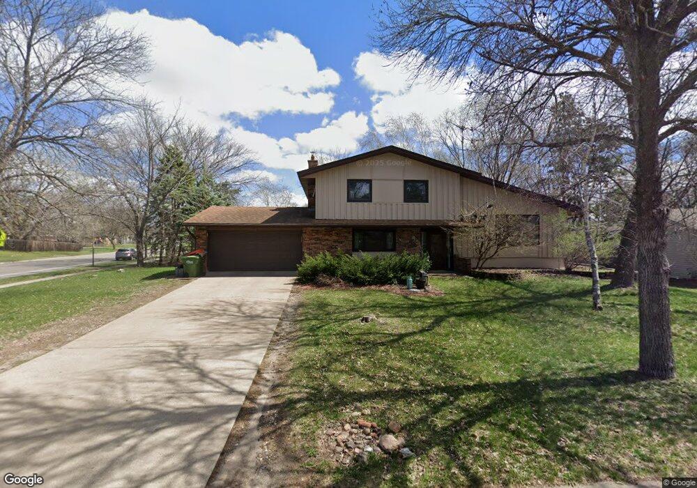 10484 Osage St NW, Coon Rapids, MN 55433 - photo 1