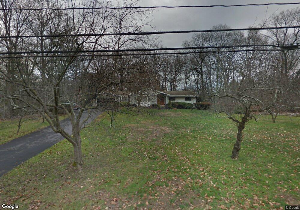 19 Daffodil Ln, Cos Cob, CT 06807 - photo 1