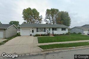 427 10th St, Manning, IA 51455