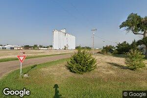 104 Park St, Quinter, KS 67752