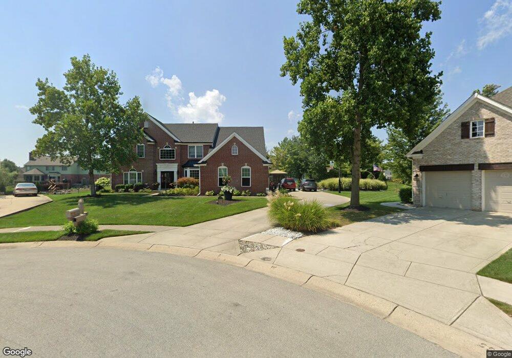 10330 Aurora Ct, Fishers, IN 46038 - photo 1