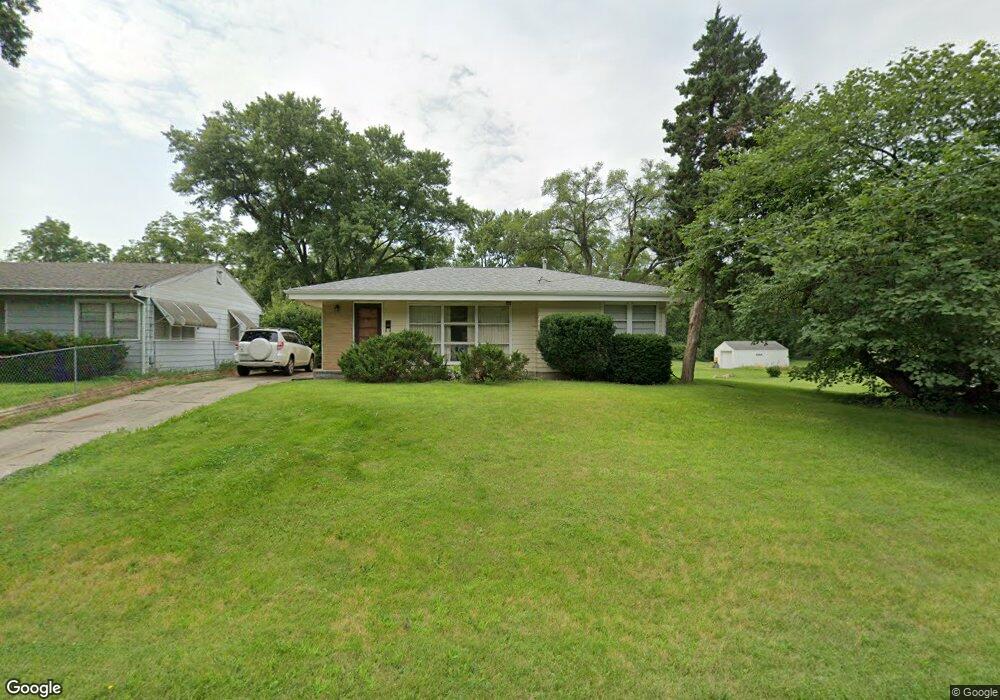 1606 Payton Ave, Des Moines, IA 50315 - photo 1
