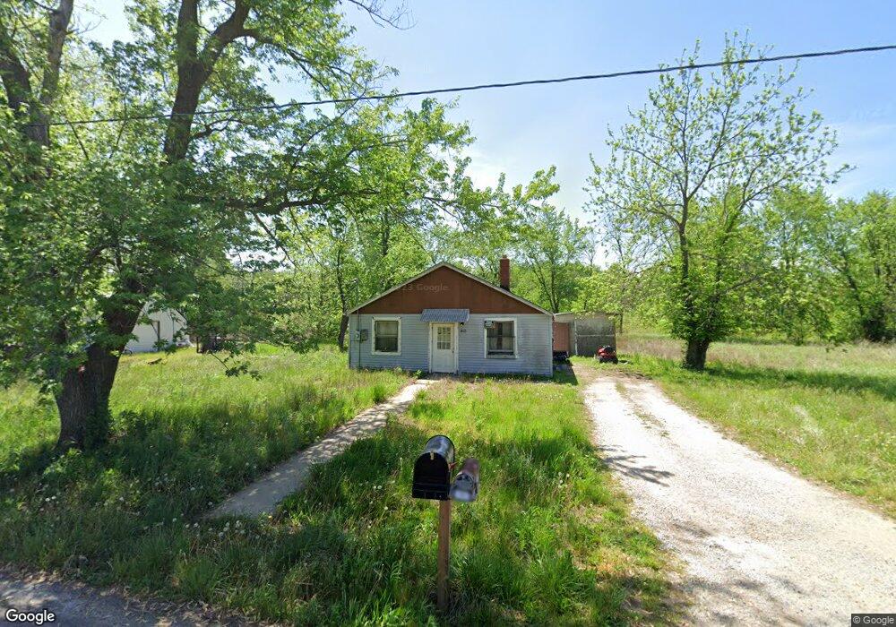 1810 Haynes Ave, Moberly, MO 65270 - photo 1