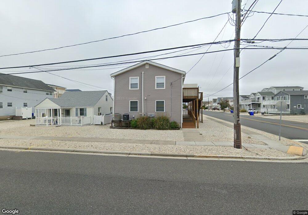 4028 Ocean Dr unit 2nd floor, Avalon, NJ 08202 - photo 1