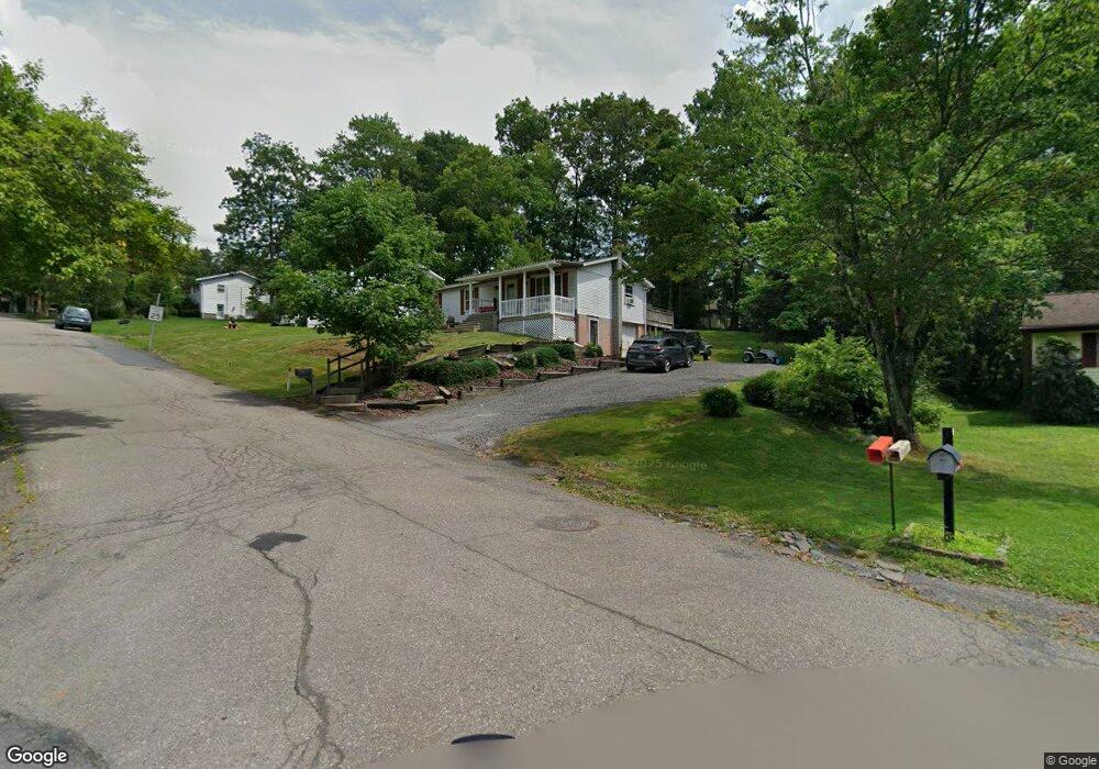 9 Kevin Dr, Mountain Top, PA 18707 - photo 1