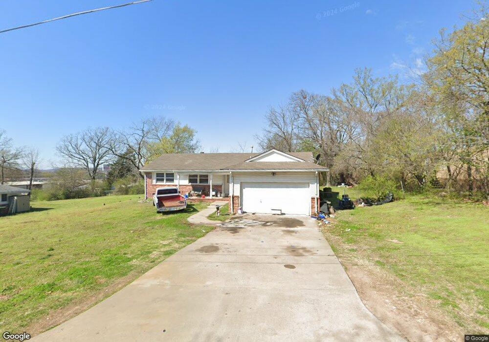 606 Sooner Dr, Tahlequah, OK 74464 - photo 1