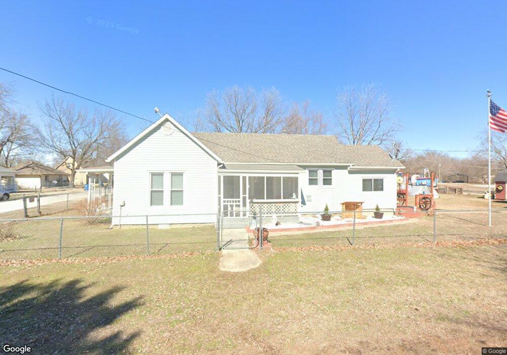 201 Ballard St, Carl Junction, MO 64834 - photo 1