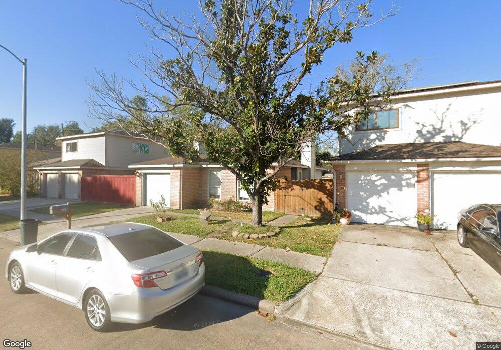 7811 Gatehouse Dr, Houston, TX 77040 - photo 1