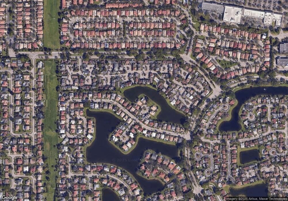 561 Lowell Ln, Davie, FL 33325 - photo 1