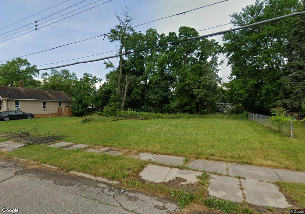 1401 Arlington Ave, Flint, MI 48506 - photo 1