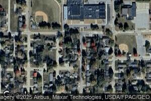 1014 1st St NW, Hampton, IA 50441