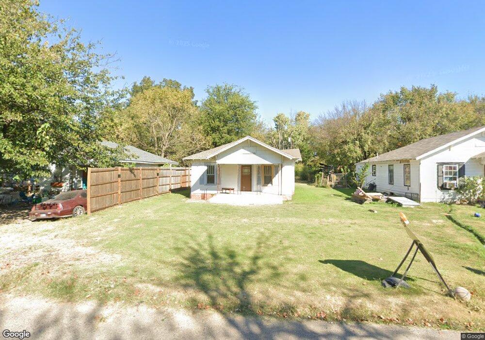 718 W 9th St, Ada, OK 74820 - photo 1