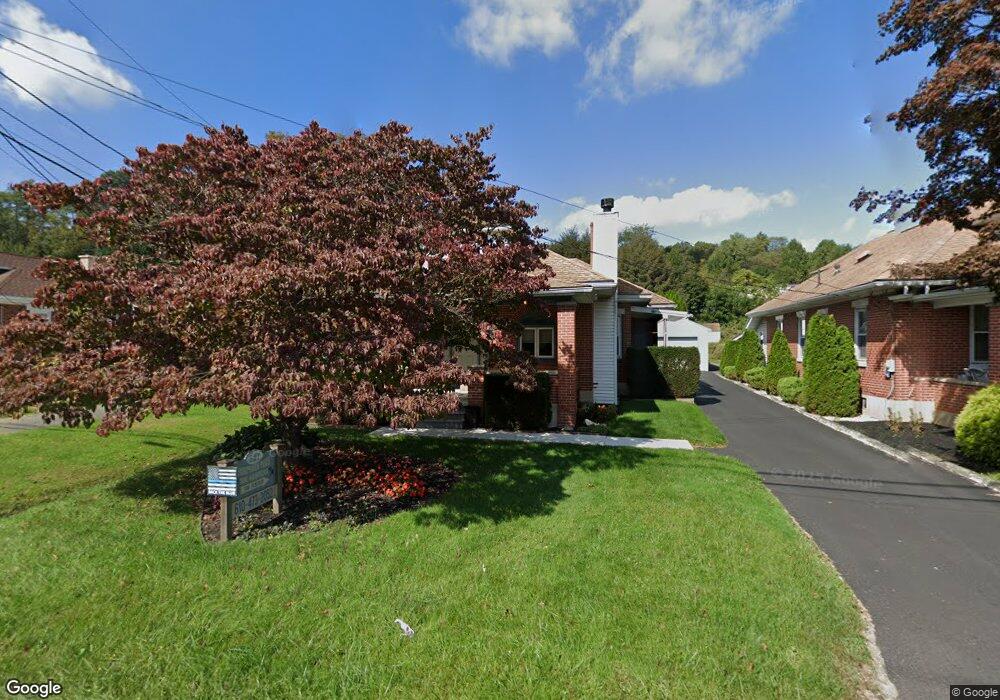 827 S Reading Ave, Boyertown, PA 19512 - photo 1