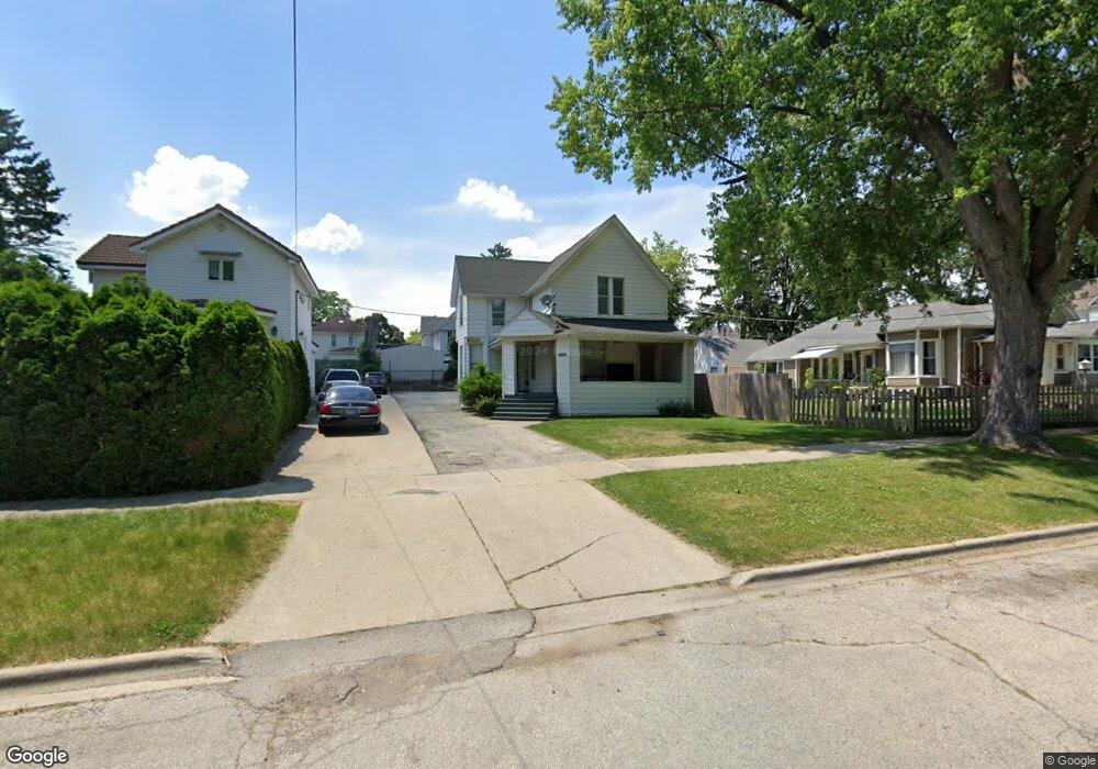 110 N Park Ave, Waukegan, IL 60085 - photo 1