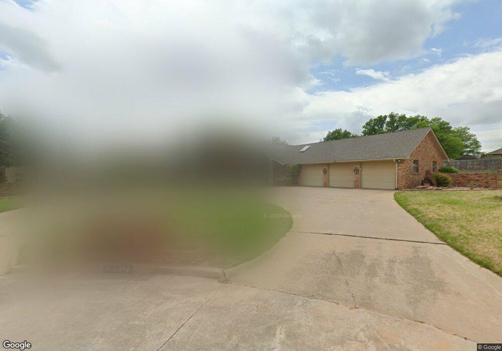 2203 Fairway Dr, Duncan, OK 73533 - photo 1