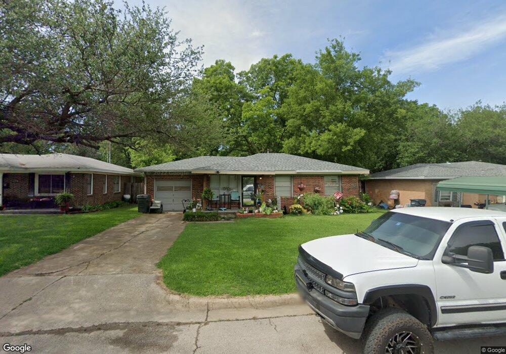 715 Campbell St, Ardmore, OK 73401 - photo 1