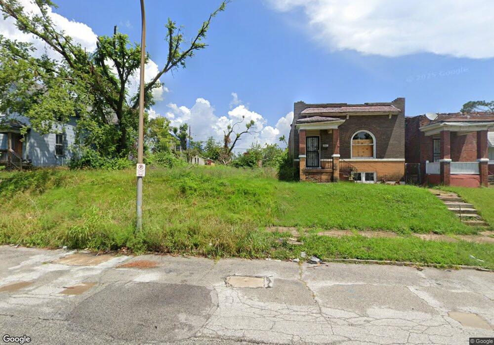 4443 Lee Ave, Saint Louis, MO 63115 - photo 1