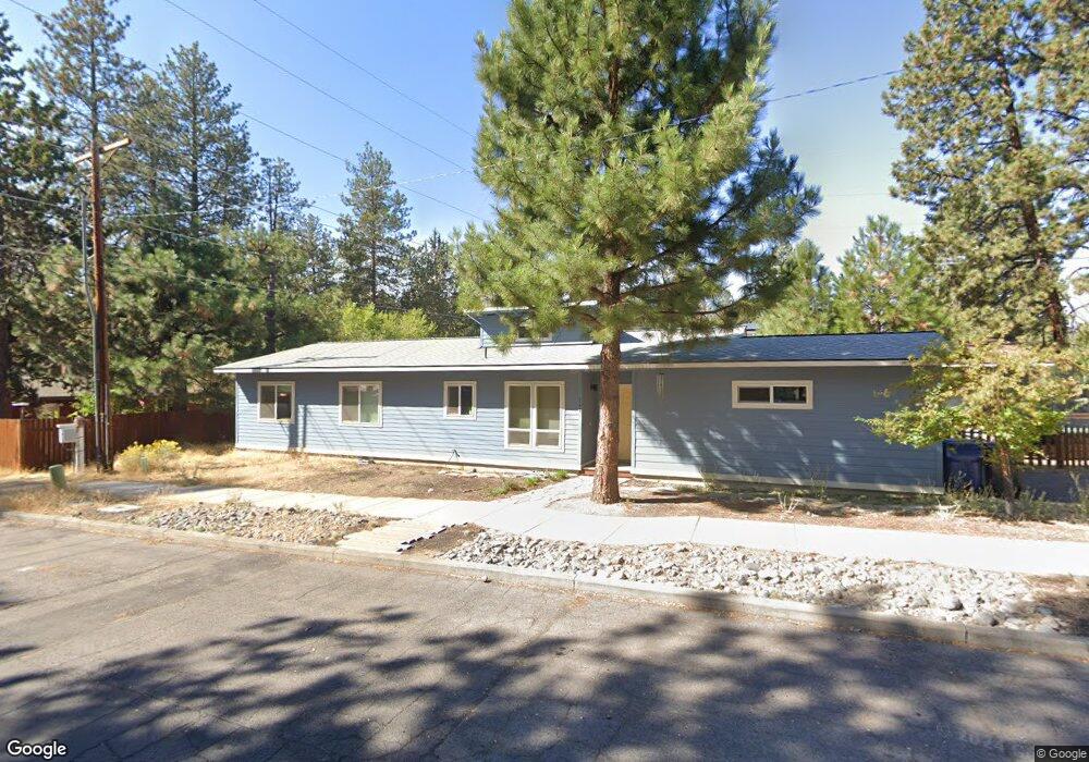 741 NW 17th St, Bend, OR 97703 - photo 1