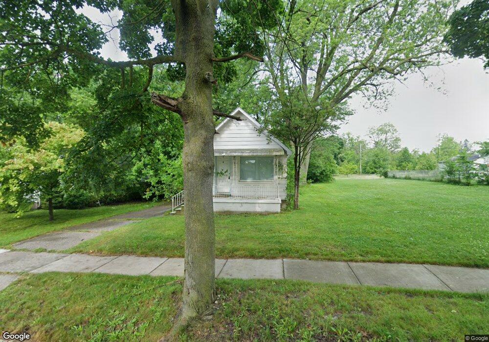 1405 Maplewood Ave, Flint, MI 48506 - photo 1