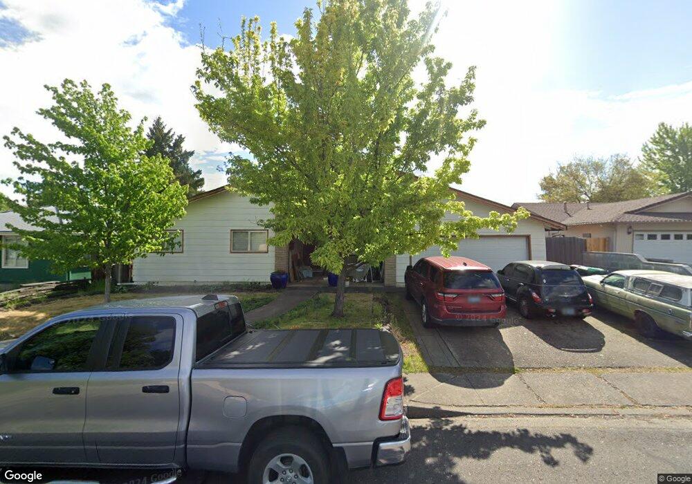 1035 Freeman Rd, Central Point, OR 97502 - photo 1