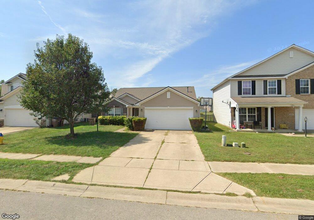 2504 Orchard Creek Dr, Columbus, IN 47201 - photo 1