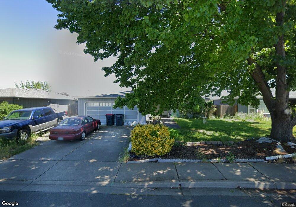 1172 Glengrove Ave, Central Point, OR 97502 - photo 1