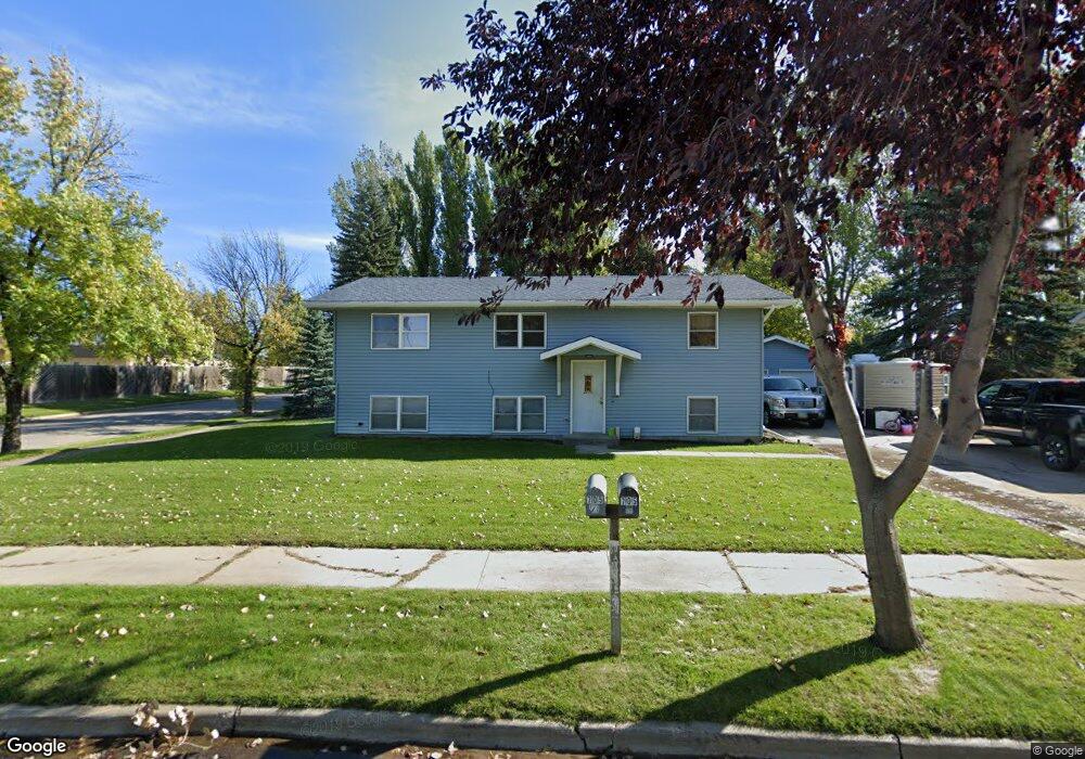 705 S 25th St, Grand Forks, ND 58201 - photo 1