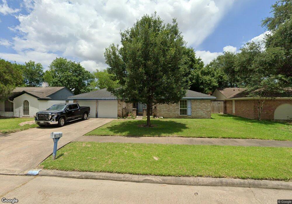 3910 Almington Ln, Houston, TX 77088 - photo 1