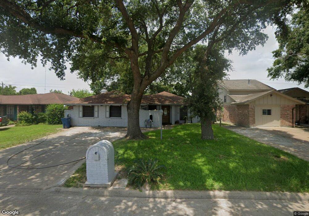 2022 Rainy River Dr, Houston, TX 77088 - photo 1