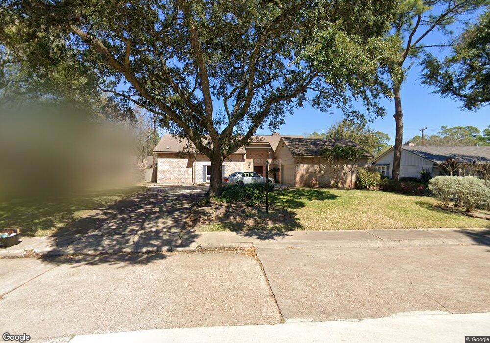 10102 Briar Rose Dr, Houston, TX 77042 - photo 1