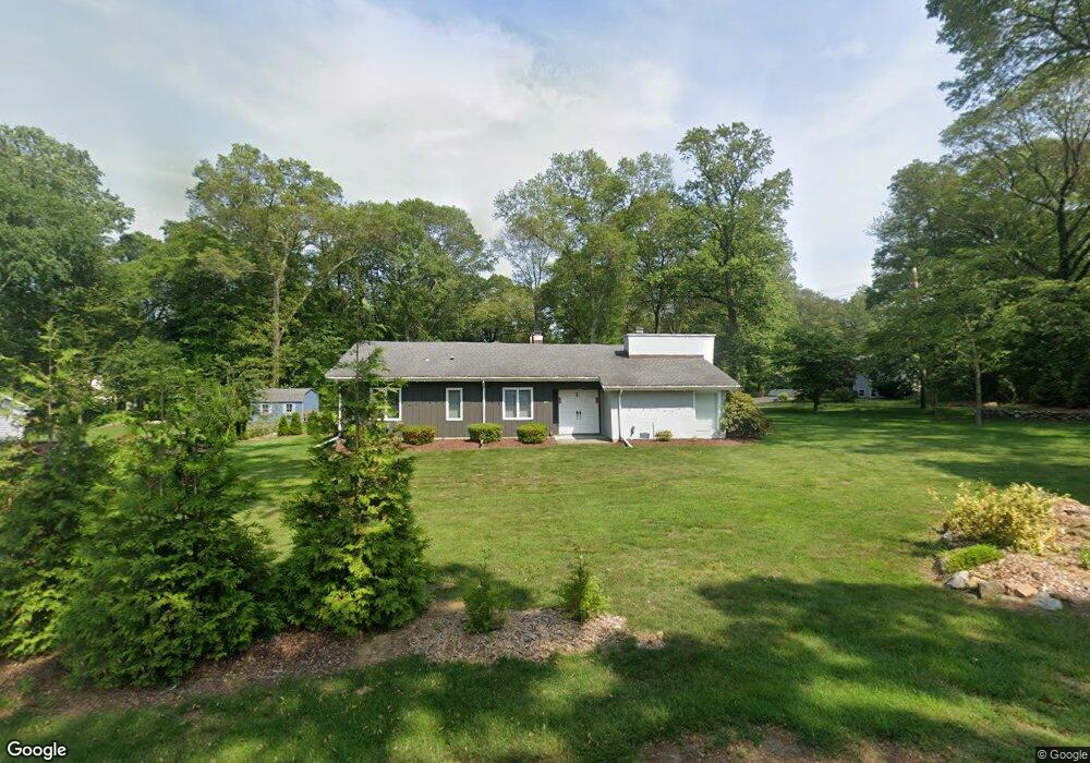 557 Ridge Rd, Orange, CT 06477 - photo 1