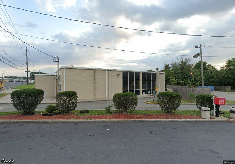 481 Blair Rd, Woodbridge Township, NJ 07001 - photo 1