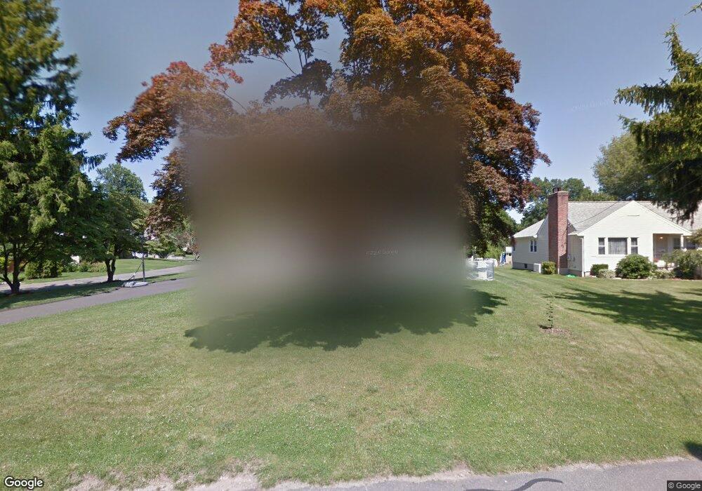 11 Woodcrest Rd, Norwalk, CT 06851 - photo 1