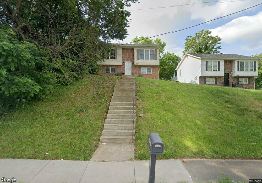 5627 Sheriff Rd, Hyattsville, MD 20785 - photo 1